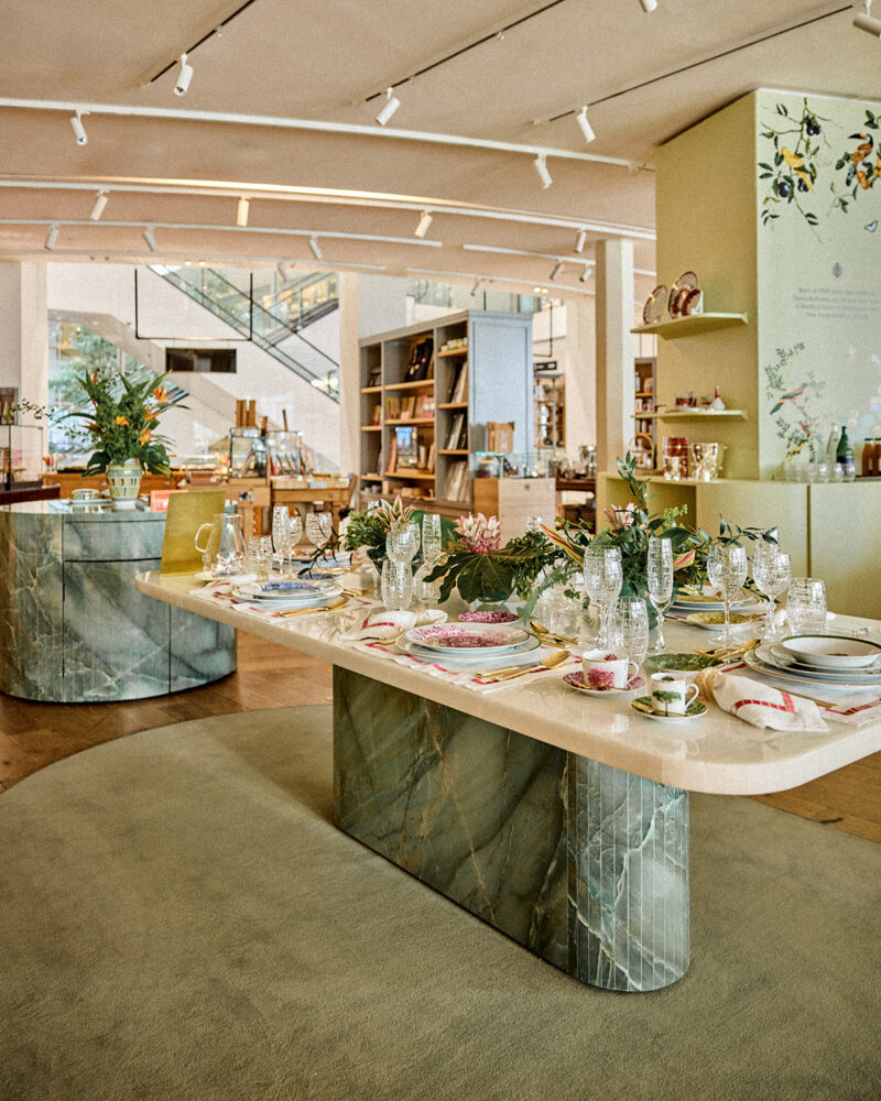 Tania Bulhões inaugura pop-up no Le Bon Marché e celebra presença do Brasil em Paris