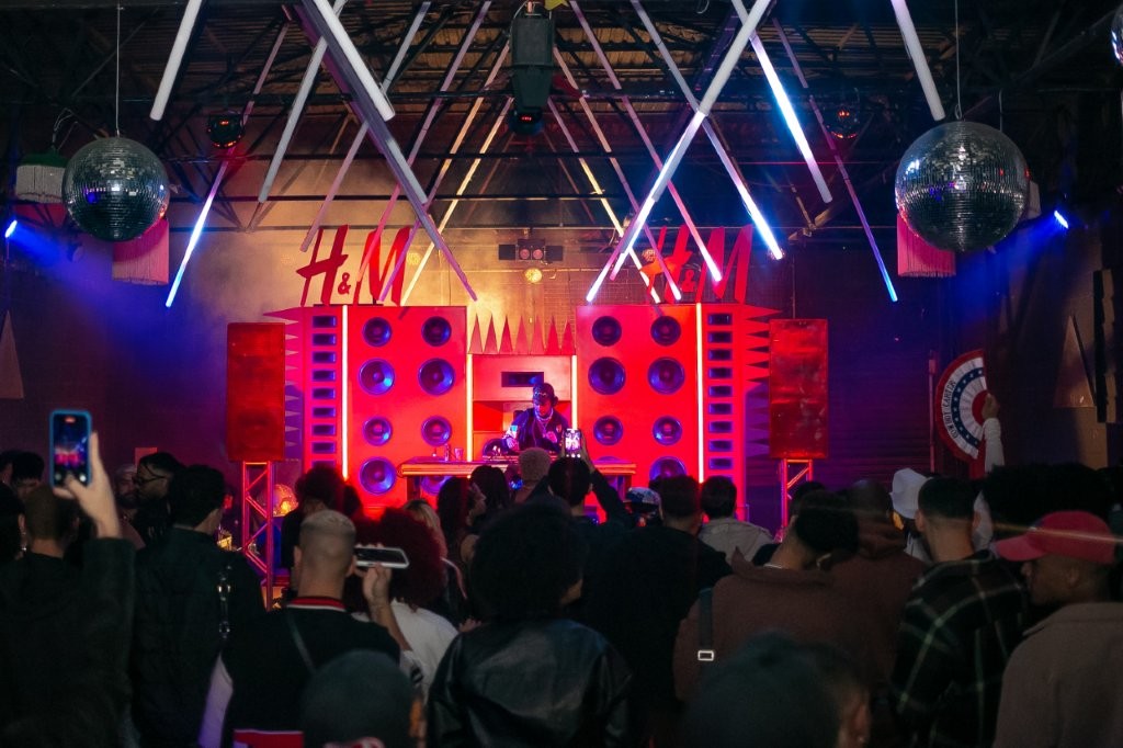 H&M estreia no Brasil com experiências imersivas em São Paulo e show exclusivo com Tyla, Gilberto Gil e Anitta