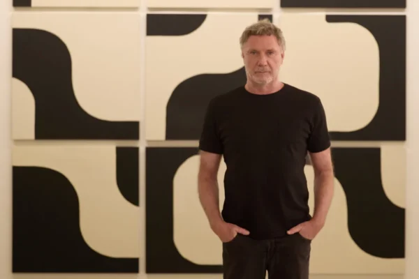 "Neotropical – fragmentos de memória” por Oskar Metsavaht