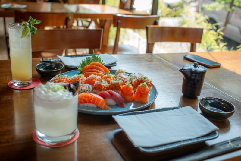 Verão 2026 no Nii Japanese Cuisine aposta em harmonização sensorial e drinks autorais