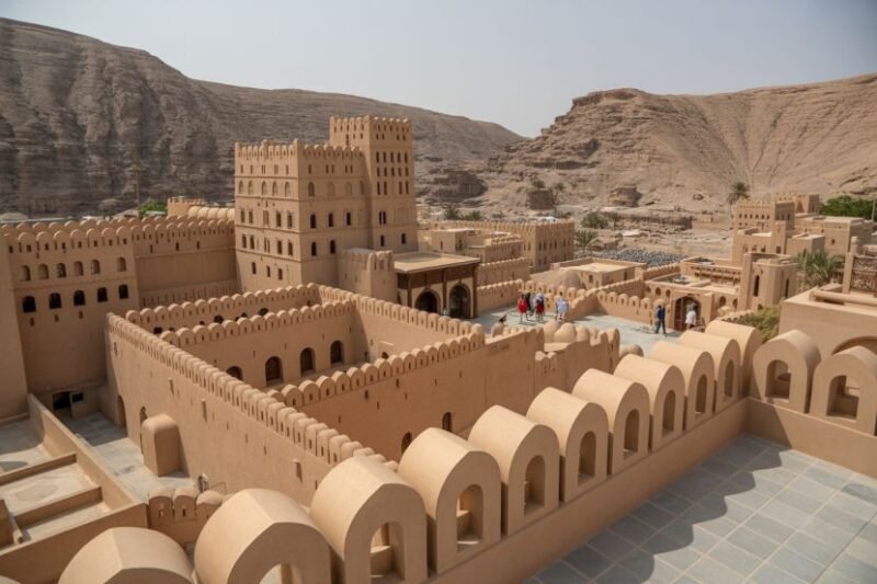 Turismo de luxo em Omã: por que o país entra no radar global em 2026